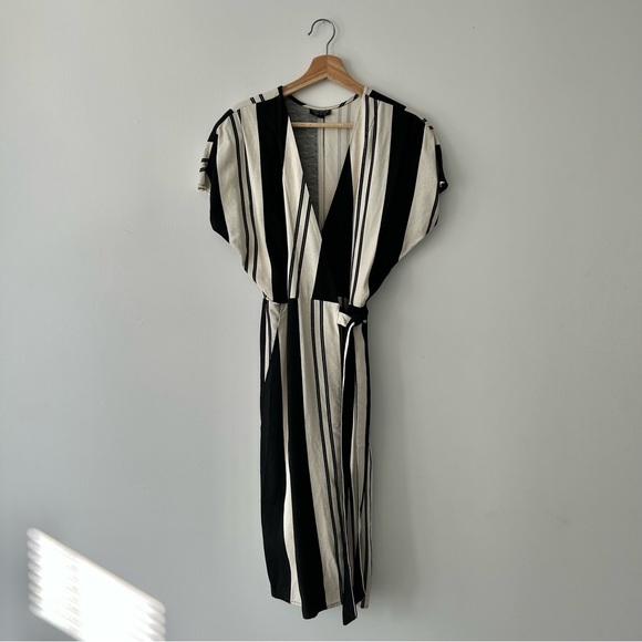TOPSHOP Linen Blend Striped Wrap Midi Dress Size 2 Black & Off-White - Picture 2 of 6